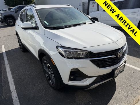 Certified 2023 Buick Encore GX Select image 2