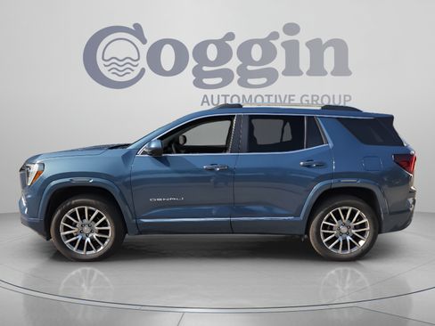 Used 2026 GMC Terrain Denali AWD/4WD image 2