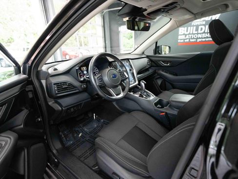 Used 2023 Subaru Outback Premium AWD/4WD image 8