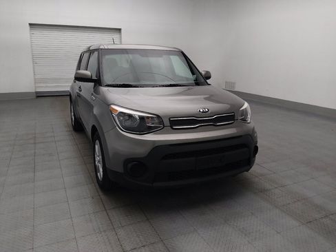 Used 2017 Kia Soul FWD image 14