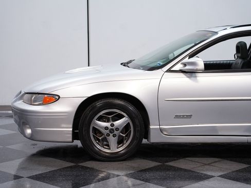 Used 2000 Pontiac Grand Prix GTP w/ Opt Pkg FWD image 19