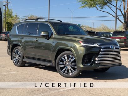 Used 2025 Lexus LX 600 4WD w/ Accessory Package (2T)