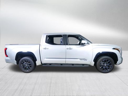 Used 2025 Toyota Tundra Platinum AWD/4WD image 8