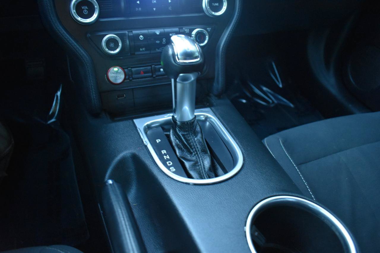 Used 2019 Ford Mustang Coupe RWD image 30