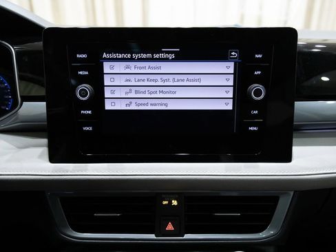 New 2026 Volkswagen Taos SEL AWD/4WD image 22