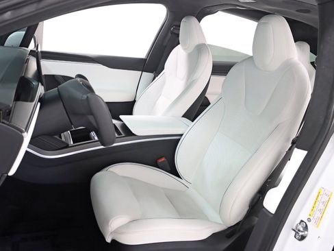 Used 2023 Tesla Model X Plaid AWD/4WD image 30
