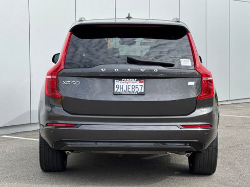 Used 2023 Volvo XC90 T8 Plus AWD/4WD image 4