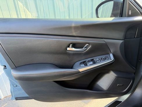 Certified 2025 Nissan Sentra SR w/ SR Premium Package FWD image 11