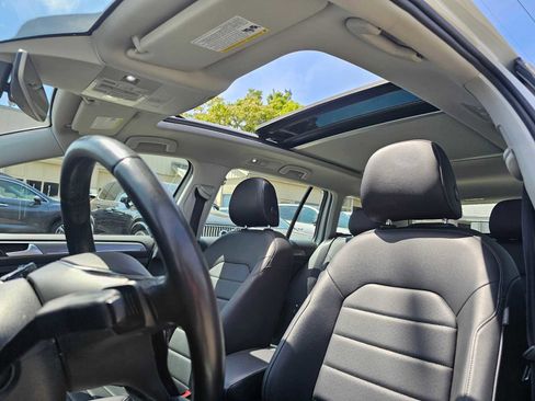 Used 2017 Volkswagen Golf Alltrack SEL AWD/4WD image 22