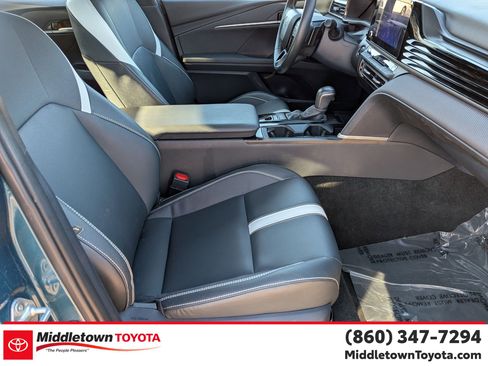 Certified 2025 Toyota Camry LE image 36