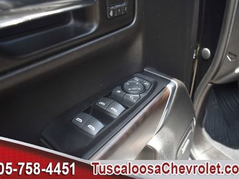 Used 2019 GMC Sierra 1500 SLT w/ SLT Premium Plus Package AWD/4WD image 18