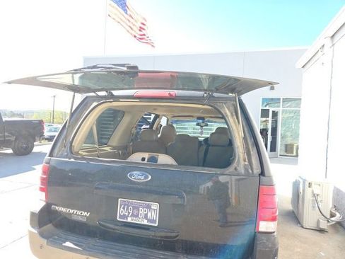 Used 2004 Ford Expedition Eddie Bauer image 14