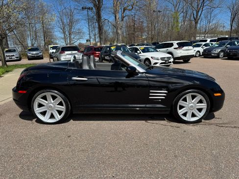 Used 2005 Chrysler Crossfire Limited RWD image 8