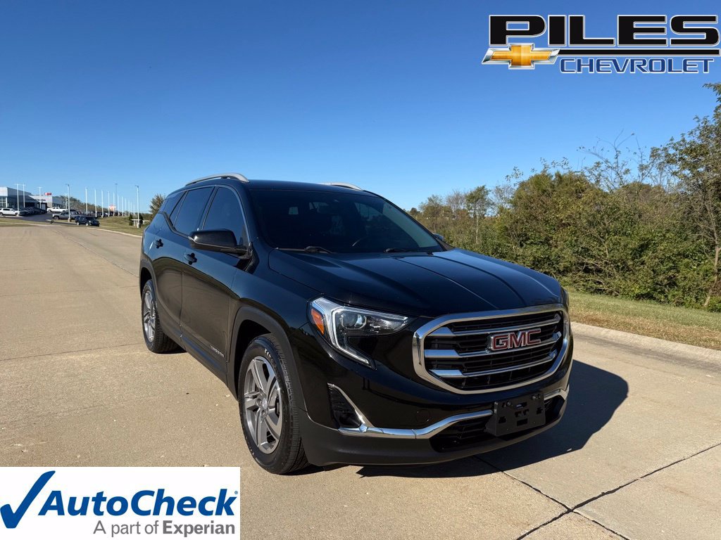 Used 2020 GMC Terrain SLT FWD image 1