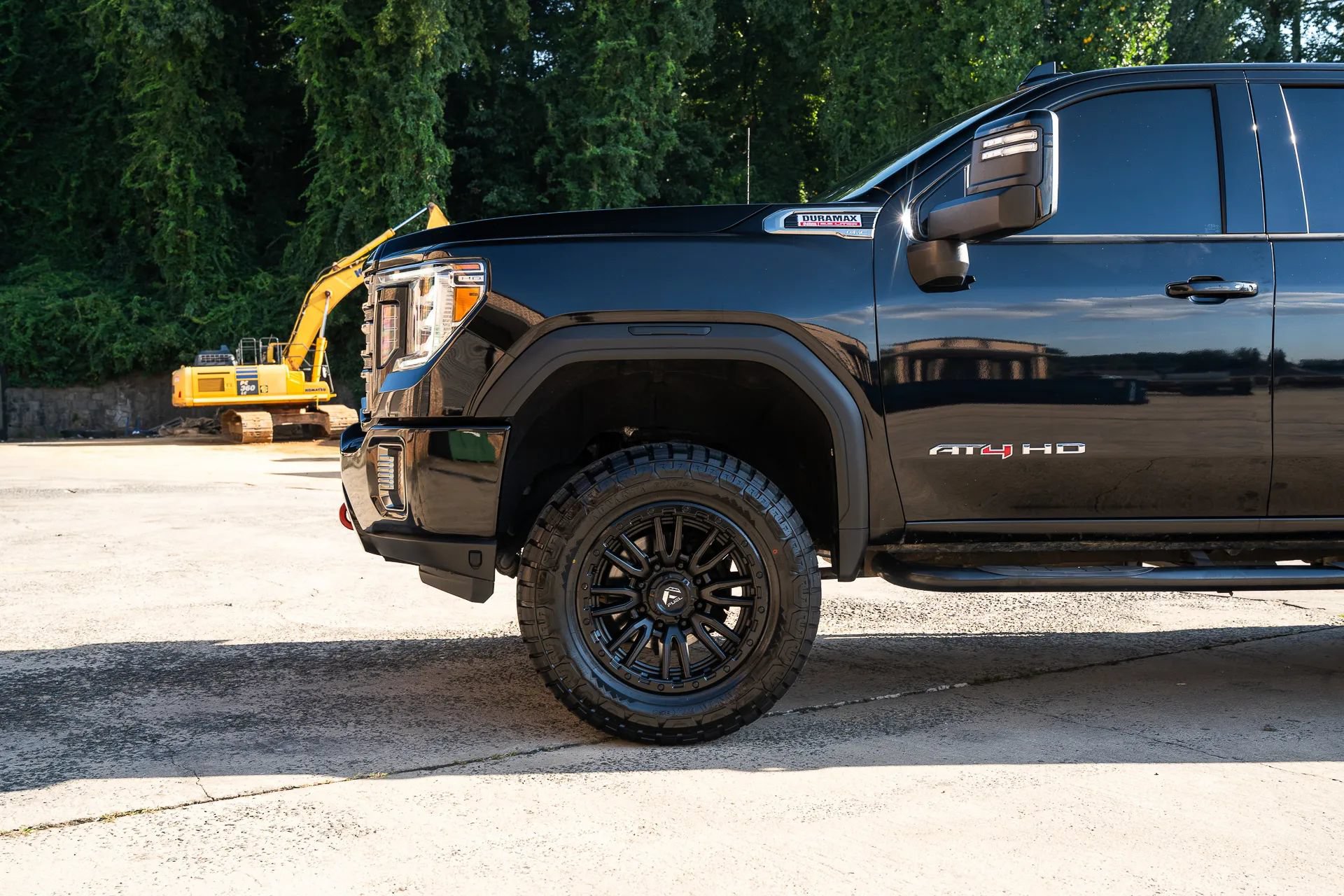 Used 2021 GMC Sierra 2500 AT4 AWD/4WD image 4