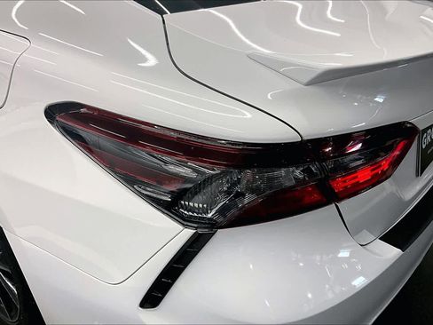 Used 2023 Toyota Camry SE w/ Protection Package (Q2) (TMS) FWD image 28