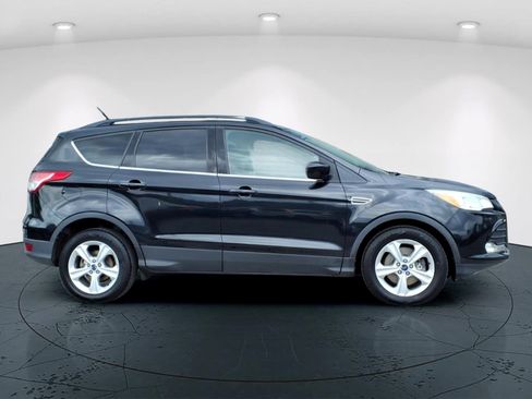 Used 2014 Ford Escape SE w/ Equipment Group 201A AWD/4WD image 2