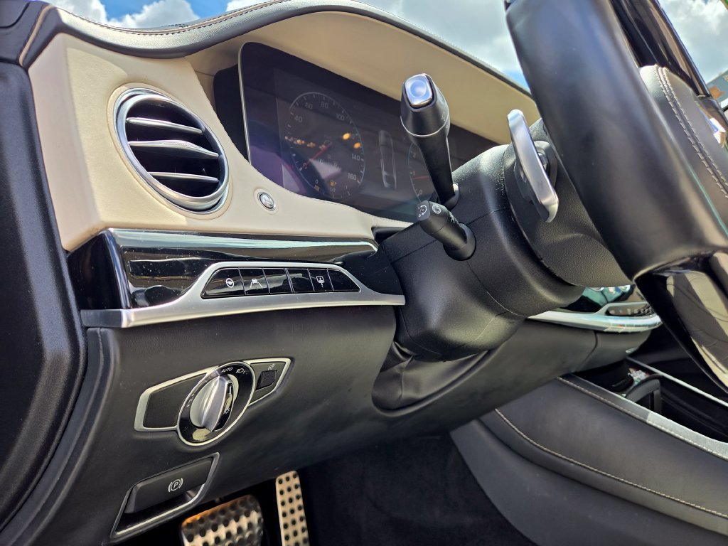 Used 2019 Mercedes-Benz S 560 4MATIC Sedan image 32