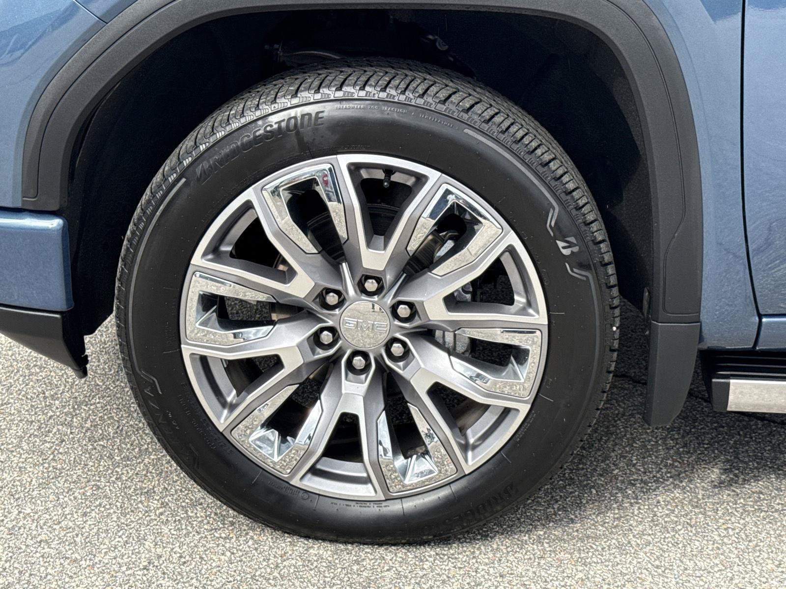Used 2024 GMC Sierra 1500 Denali AWD/4WD image 15