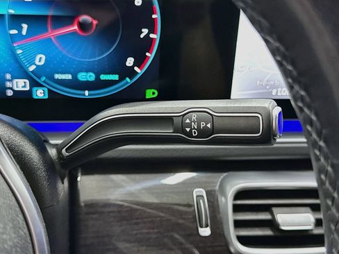 Certified 2022 Mercedes-Benz GLS 450 4MATIC image 19