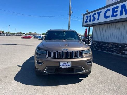 Used 2018 Jeep Grand Cherokee Limited w/ Luxury Group II RWD image 2