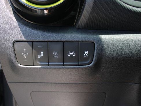 Used 2018 Hyundai Kona Ultimate FWD image 31