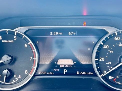 Certified 2025 Nissan Rogue SV image 13