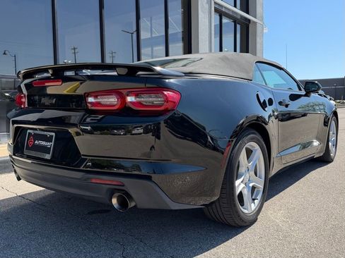 Used 2020 Chevrolet Camaro LT RWD image 11