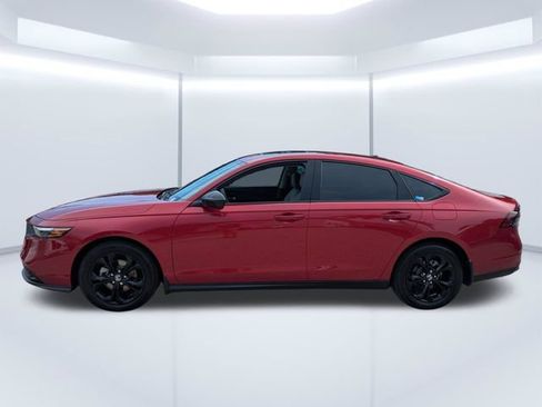 Used 2025 Honda Accord SE image 7