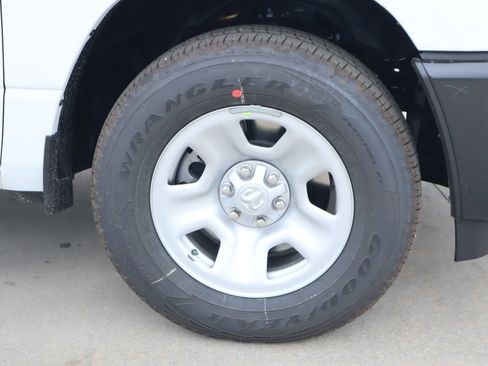 New 2026 RAM 1500 Tradesman AWD/4WD image 16