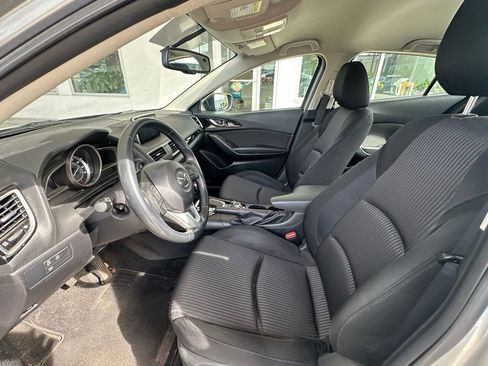 Used 2015 MAZDA MAZDA3 i Touring FWD image 11