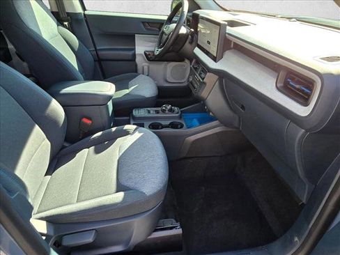 Used 2025 Ford Maverick XLT w/ XLT Luxury Package image 18