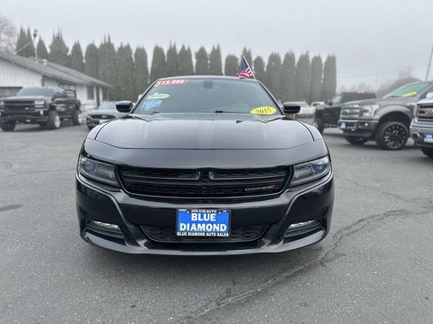 Used 2015 Dodge Charger R/T image 3