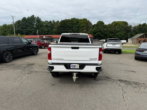 Used 2022 Chevrolet Silverado 2500 High Country AWD/4WD image 5