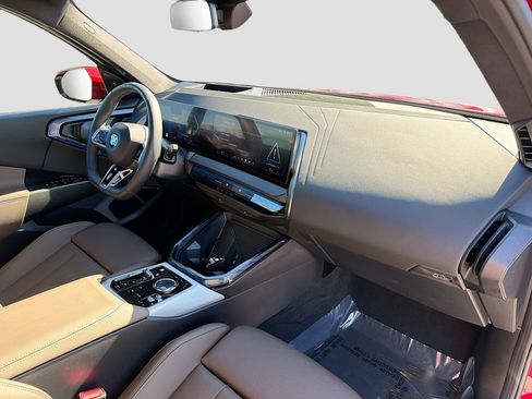 Used 2025 BMW X3 xDrive30i w/ Premium Package image 15
