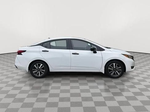Used 2025 Nissan Versa S w/ S Plus Package FWD image 2