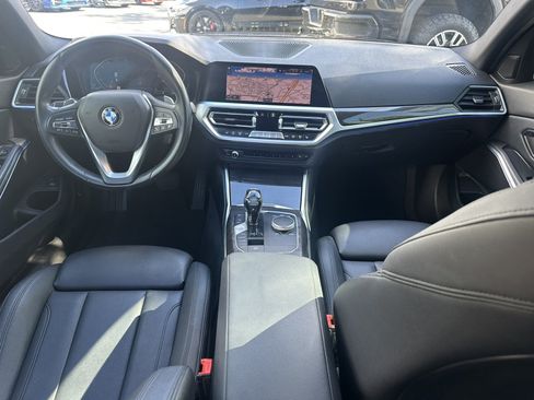Used 2019 BMW 330i Sedan w/ Convenience Package RWD image 16