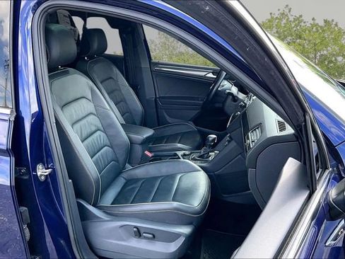 Used 2021 Volkswagen Tiguan SEL Premium R-Line image 7