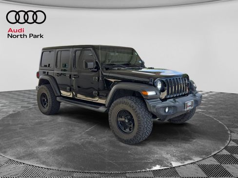 Used 2021 Jeep Wrangler Unlimited Sport AWD/4WD image 7