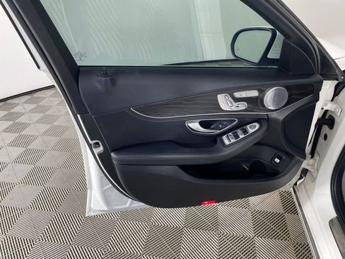 Used 2015 Mercedes-Benz C 300 4MATIC Sedan image 17