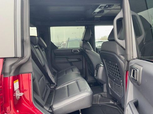 New 2025 Ford Bronco Badlands image 5