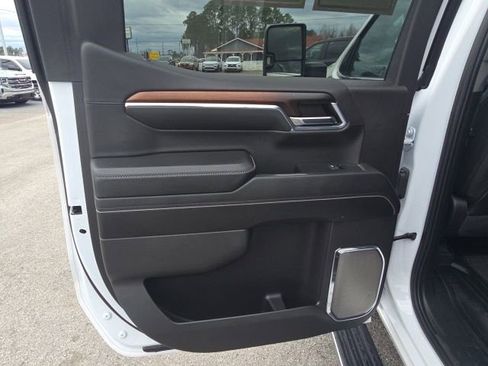 Used 2024 GMC Sierra 1500 Denali w/ Denali Reserve Package image 39