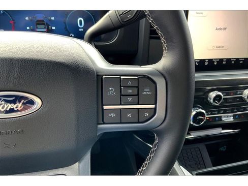 Used 2025 Ford F350 Lariat image 21