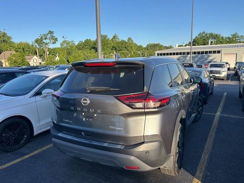 Used 2022 Nissan Rogue SV w/ SV Premium Package AWD/4WD image 7