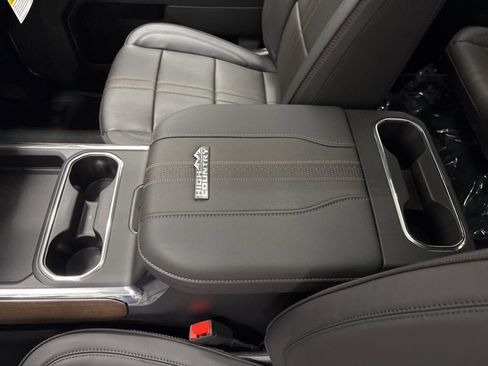 New 2026 Chevrolet Silverado 3500 High Country w/ High Country Premium Package AWD/4WD image 18