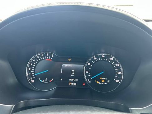 Used 2018 Ford Explorer Platinum AWD/4WD image 25
