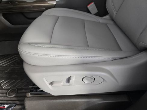 New 2026 Chevrolet Silverado 1500 LT image 27