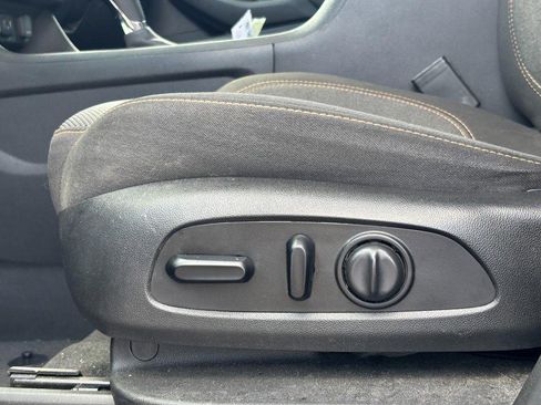 Used 2019 Chevrolet Traverse LT w/ LPO, Floor Liner Package image 16