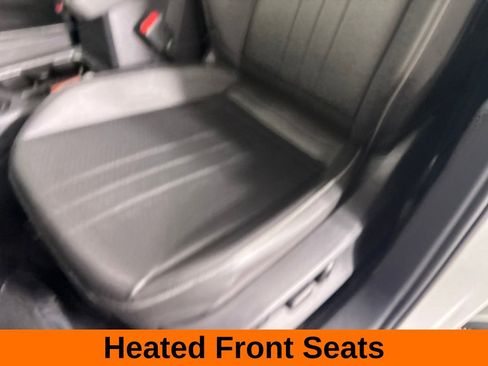 Used 2022 Volkswagen Tiguan SE w/ Panoramic Sunroof Package AWD/4WD image 11