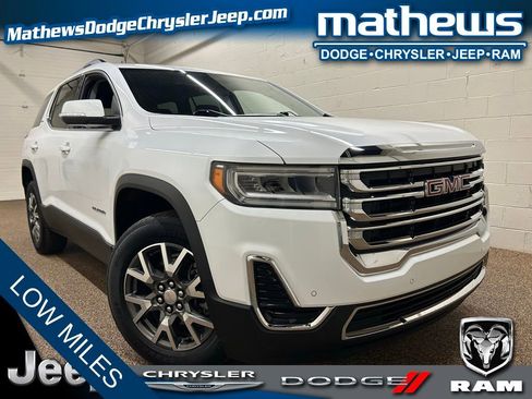 Used 2022 GMC Acadia SLE w/ Driver Convenience Package FWD image 1